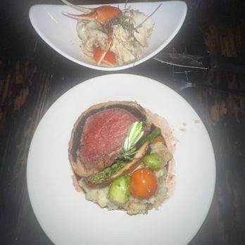 Gaslamp  - The Wellington came with crab . So good! - Steakhouses Near Me - Kailua, Hawaii