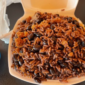 El Palacio De Los Jugos - rice and beans - Latin American Near Me - Miami, Florida