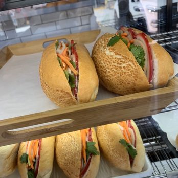 Doolandella Bakehouse - Bakeries Near Me - Doolandella, QLD