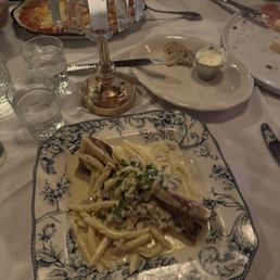 Bone marrow pasta dish