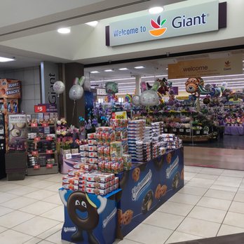 Giant Food - Giant at Huntsman Square. - Grocery Near Me - Springfield, Virginia Giant Food - Giant at Huntsman Square. - Grocery Near Me - Springfield, Virginia