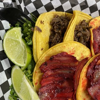 Tacos El Gordo - Tacos de trompo (al pastor) and barbacoa. Both super yummy. - Tacos Near Me - Mckinney, Texas Tacos El Gordo - Tacos de trompo (al pastor) and barbacoa. Both super yummy. - Tacos Near Me - Mckinney, Texas