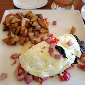 Space Needle - Omelette for brunch - Landmarks & Historical Buildings Near Me - Seattle, Washington