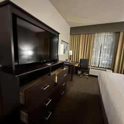 Riverwind Hotel - King suite