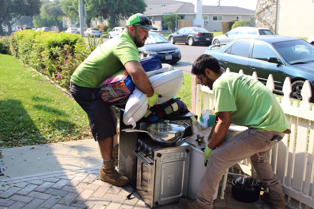 TRASHY GUY OC JUNK REMOVAL 30 Photos & 18 Reviews Huntington Beach