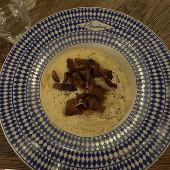 Circolo Popolare - Carbonara for one - Italian Near Me - London, XGL