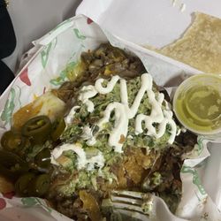 Taqueria Monterrey - Steak nachos