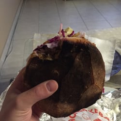 Saray - Brot war absolut ungenießbar. Sonst sehr lecker, leider nie gleichbleibende Qualität. Mehrer solcher Zwischenfälle in kurzer Zeit.
