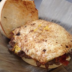 Clyde's Burgers - Egg Burger