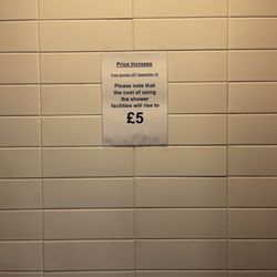 Railway Station - Fort William - They even have a shower area