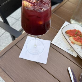La Terraza - red sangria - Spanish Near Me - Boca Raton, Florida La Terraza - red sangria - Spanish Near Me - Boca Raton, Florida