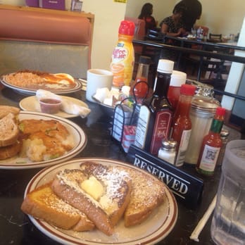 CJ’s Cafe - M M GOOOOODDD!! ... Very nice breakfast spot.. VERY quick!! ( that's a plus ) and oh did I mention the food is AWESOME !! - Mexican Near Me - Los Angeles, California