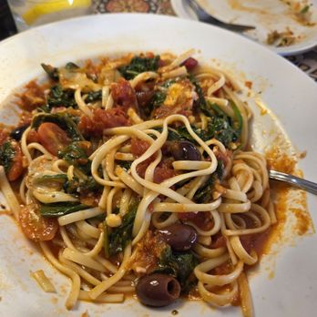 Galletti's Spaghetti House - Mediterranean pasta - Italian Near Me - Seaview, Washington Galletti's Spaghetti House - Mediterranean pasta - Italian Near Me - Seaview, Washington