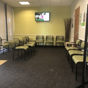 Quest Diagnostics - Waiting room - Laboratory Testing Near Me - Miami, Florida