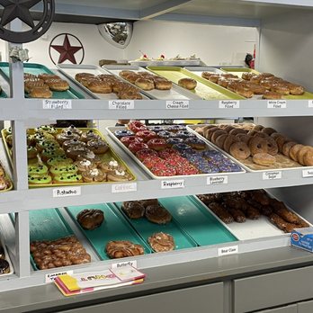 Lonestar Donuts - Donuts Near Me - Silverdale, Washington