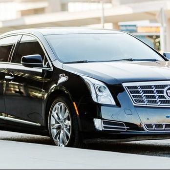 Groupe Classique Limousine - Cadillac XTS Sedan - Limos Near Me - Montreal, Quebec Groupe Classique Limousine - Cadillac XTS Sedan - Limos Near Me - Montreal, Quebec