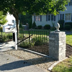 The Statue Company - Beautiful finials added to the top of our stone columns.