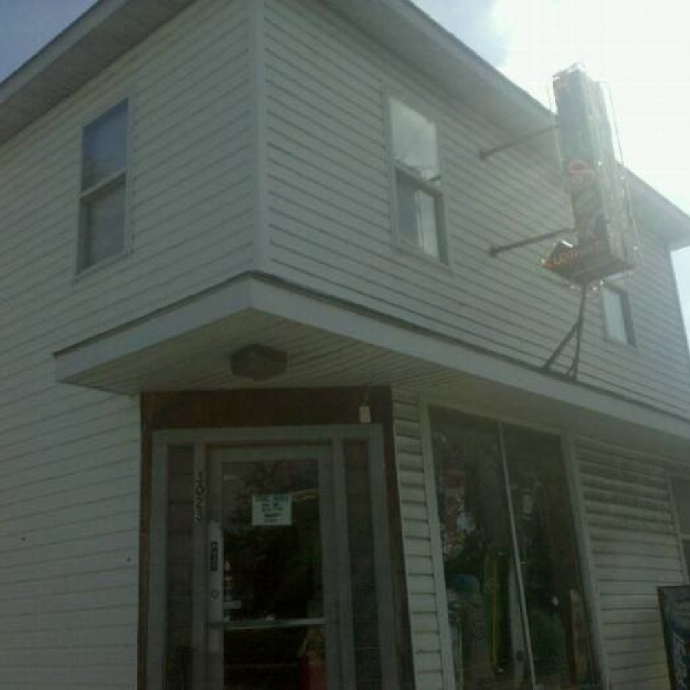 Amused Clothing - Tobacco Shops Near Me - Lafayette, Indiana