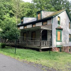 Watchung Reservation - Deserted village house