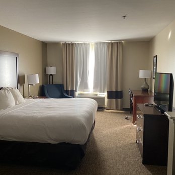 Comfort Inn Hebron-Lowell Area - Hotels Near Me - Hebron, Indiana Comfort Inn Hebron-Lowell Area - Hotels Near Me - Hebron, Indiana