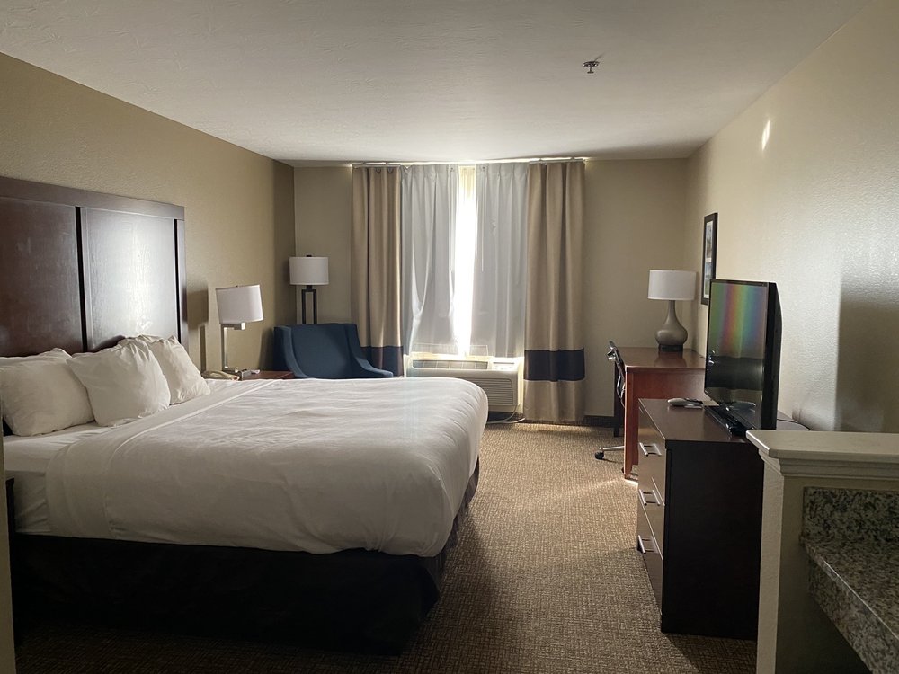 COMFORT INN HEBRONLOWELL AREA Updated March 2024 26 Photos & 21