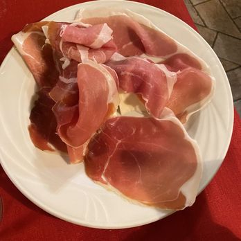Da Gigino - Prosciutto e traccia di mozzarella - Italian Near Me - Sorrento, NA Da Gigino - Prosciutto e traccia di mozzarella - Italian Near Me - Sorrento, NA