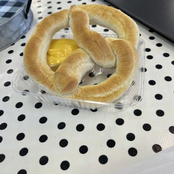 Dog N Suds - Pretzel cheese - Burgers Near Me - Lafayette, Indiana Dog N Suds - Pretzel cheese - Burgers Near Me - Lafayette, Indiana