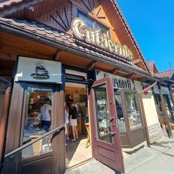 Samanta Cafe - The entrance