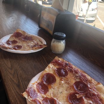 Upper Crust Pizzeria - Pizza Near Me - Beverly Hills, California Upper Crust Pizzeria - Pizza Near Me - Beverly Hills, California