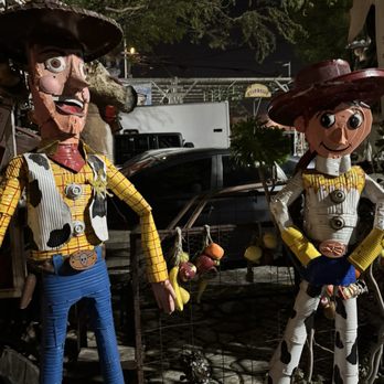 Tio's Tacos - Statues in the parking lot - Mexican Near Me - Riverside, California
