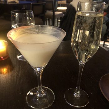 Tavern on the Square - Peppermint martini and Prosecco - Bars Near Me - Vail, Colorado Tavern on the Square - Peppermint martini and Prosecco - Bars Near Me - Vail, Colorado