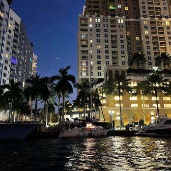 Las Olas Gondola - Gorgeous - Boat Charters Near Me - Fort Lauderdale, Florida Las Olas Gondola - Gorgeous - Boat Charters Near Me - Fort Lauderdale, Florida