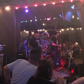 The Pour Haus - Bars Near Me - New Braunfels, Texas