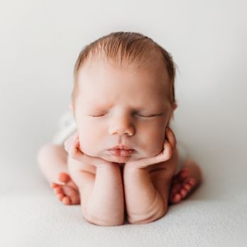 Angela Roberts Photography - Newborn Session, Massachusetts Newborn Photographer, MA baby Photographer - Session Photography Near Me Angela Roberts Photography - Newborn Session, Massachusetts Newborn Photographer, MA baby Photographer - Session Photography Near Me