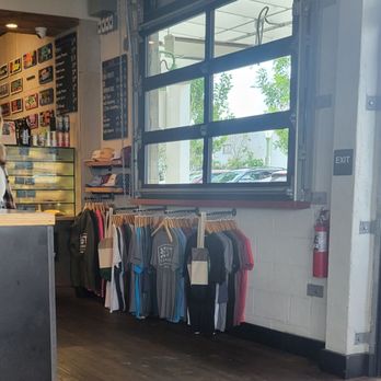 Best Pizza & Brew Escondido - Merchandise - Beer, Wine & Spirits Near Me - Escondido, California