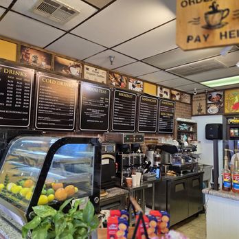 The Java Tree - Roasters, Cafe, and Bakery - Coffee Roasteries Near Me - Las Vegas, Nevada The Java Tree - Roasters, Cafe, and Bakery - Coffee Roasteries Near Me - Las Vegas, Nevada