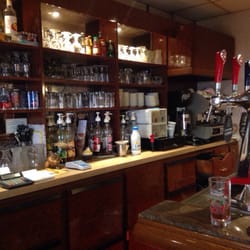 Eden Bar - Comptoir de l'Eden Bar.