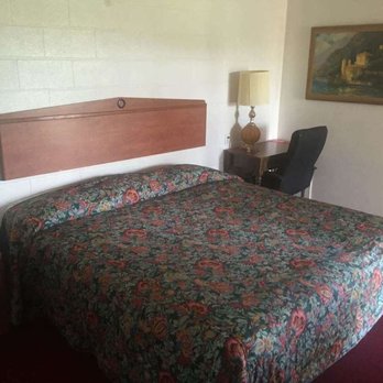 Knights Inn Fairview - Guest room - Hotels Near Me - Fairview, Oklahoma Knights Inn Fairview - Guest room - Hotels Near Me - Fairview, Oklahoma