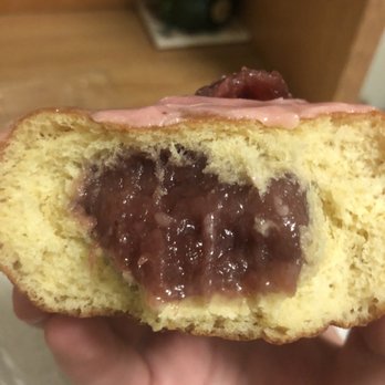 Sweet Circle - Just look at that luscious fruity filling! - Donuts Near Me - Elmhurst, Illinois