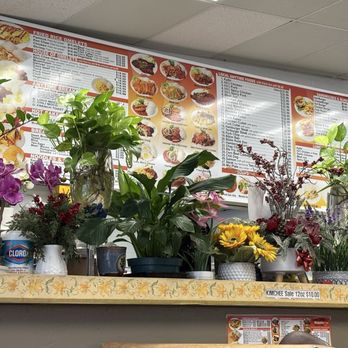 Waipahu Cafe - Diners Near Me - Waipahu, Hawaii