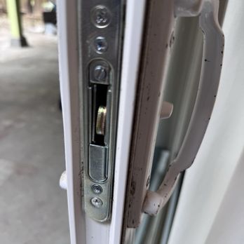 YES Locksmith - After - Keys & Locksmiths Near Me