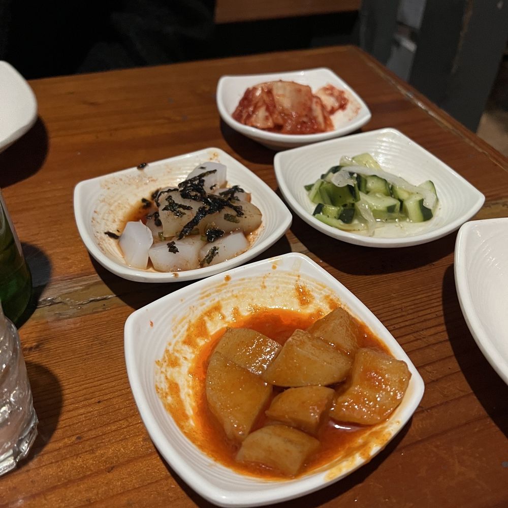 Dan Sung Sa - Good banchan! Includes muk and potatoes. Great kim chi flavor. - Korean Near Me - Oakland, California Dan Sung Sa - Good banchan! Includes muk and potatoes. Great kim chi flavor. - Korean Near Me - Oakland, California