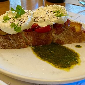 Sixty Vines - Burrata - Wine Bars Near Me - Winter Park, Florida Sixty Vines - Burrata - Wine Bars Near Me - Winter Park, Florida