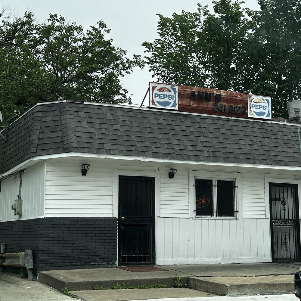 Ann's Bar-B-Que - Front Door, easy to order. - Barbeque Near Me - Toledo, Ohio