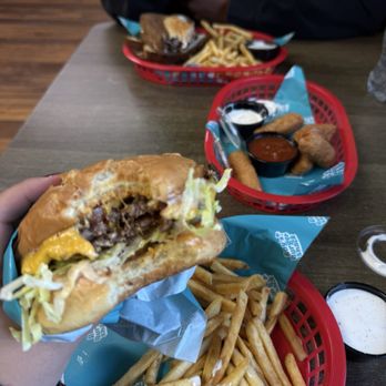 Roy's Burger Shack - Roy's Double Cheeseburger & Patty Melt - Burgers Near Me - Reno, Nevada