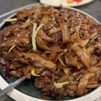 Palette Dim Sum & Seafood - Wagyu Beef Chow Fun | 乾炒和牛河 - Chinese Near Me - Tustin, California Palette Dim Sum & Seafood - Wagyu Beef Chow Fun | 乾炒和牛河 - Chinese Near Me - Tustin, California