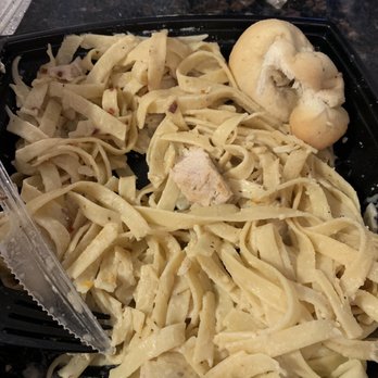 BJ's Restaurant & Brewhouse - Blackened chicken Alfredo - New American Near Me - El Paso, Texas BJ's Restaurant & Brewhouse - Blackened chicken Alfredo - New American Near Me - El Paso, Texas