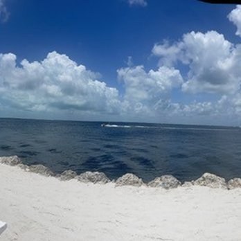 Azul Del Mar - Hotels Near Me - Key Largo, Florida