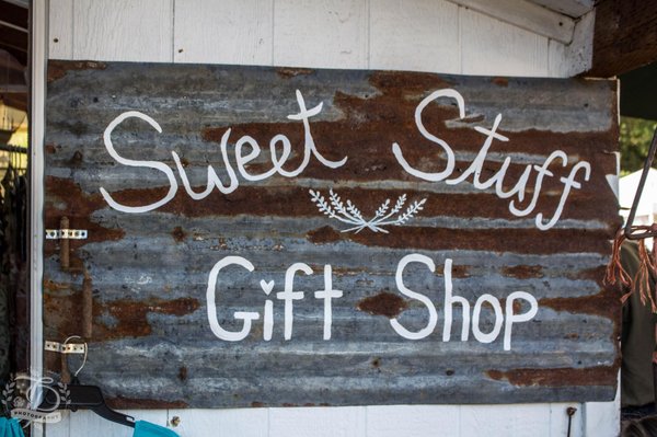 Sweet Springs Family Farm by null