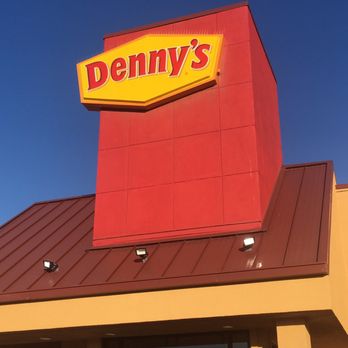 Denny's - The front area Outside - Breakfast & Brunch Near Me - Kettleman City, California